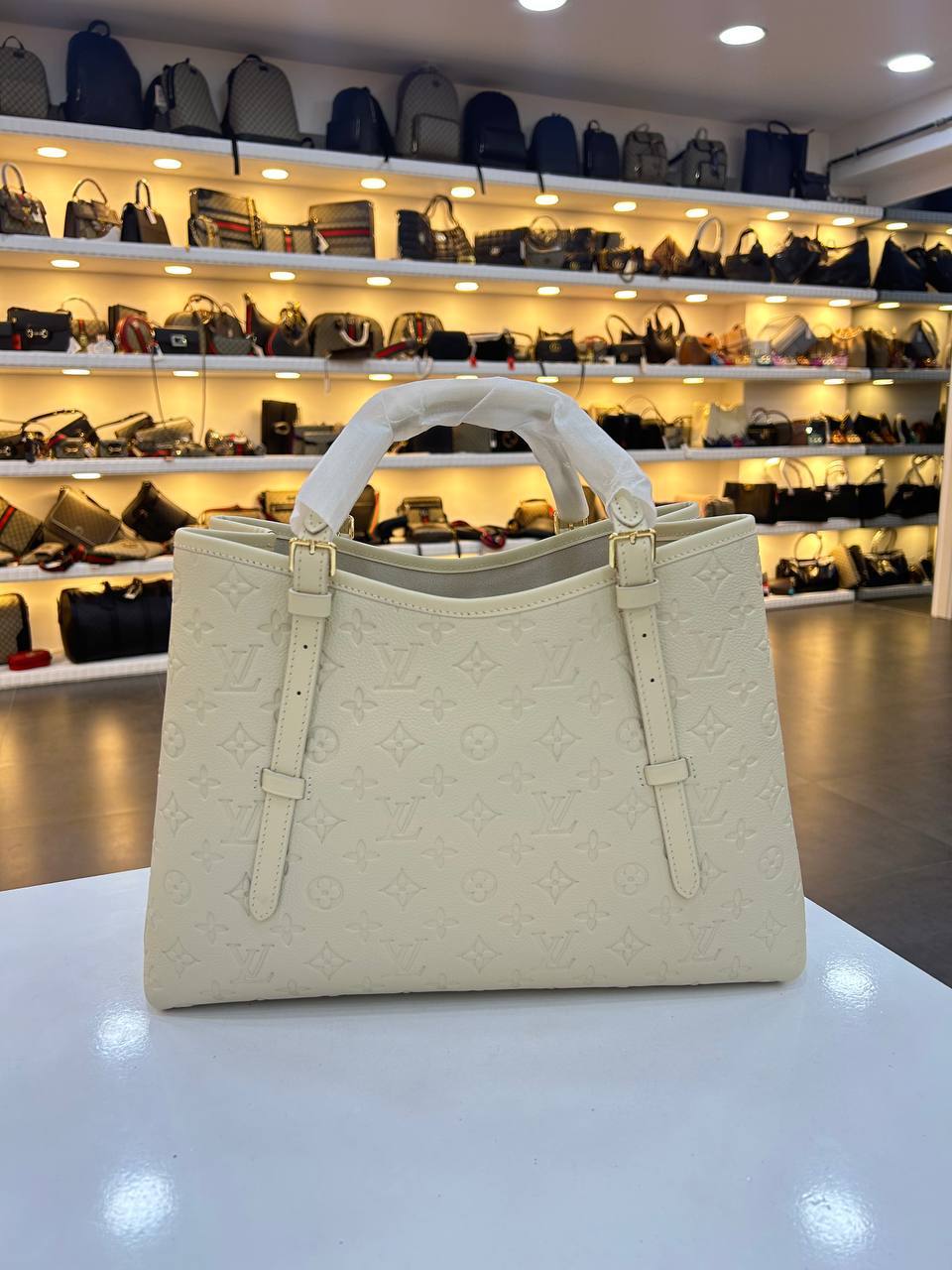 LOUIS VUITTON BABYLON