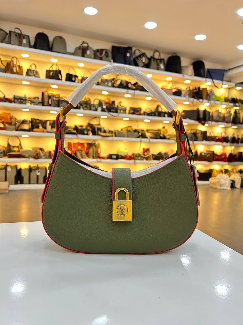 LOUIS VUITTON LOW KEY