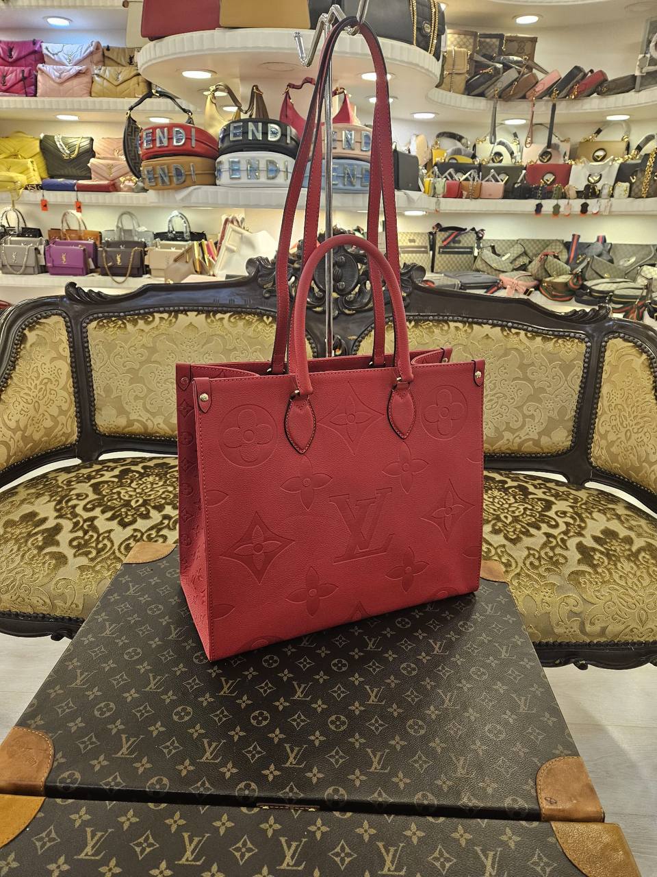 LOUIS VUITTON ONTHEGO GM
