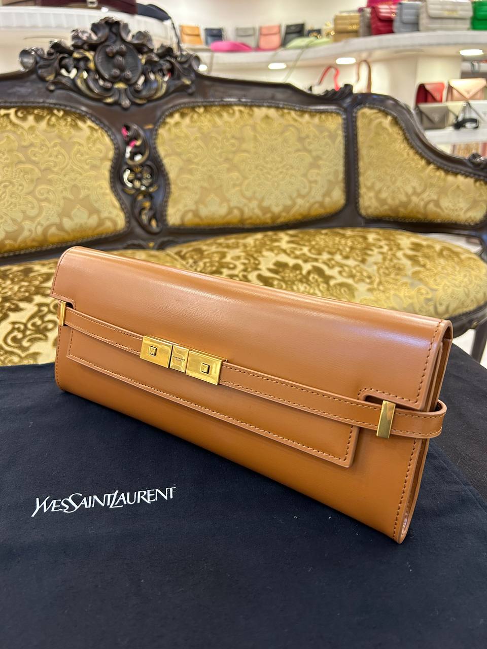 YSL MANHATTAN CLUTCH