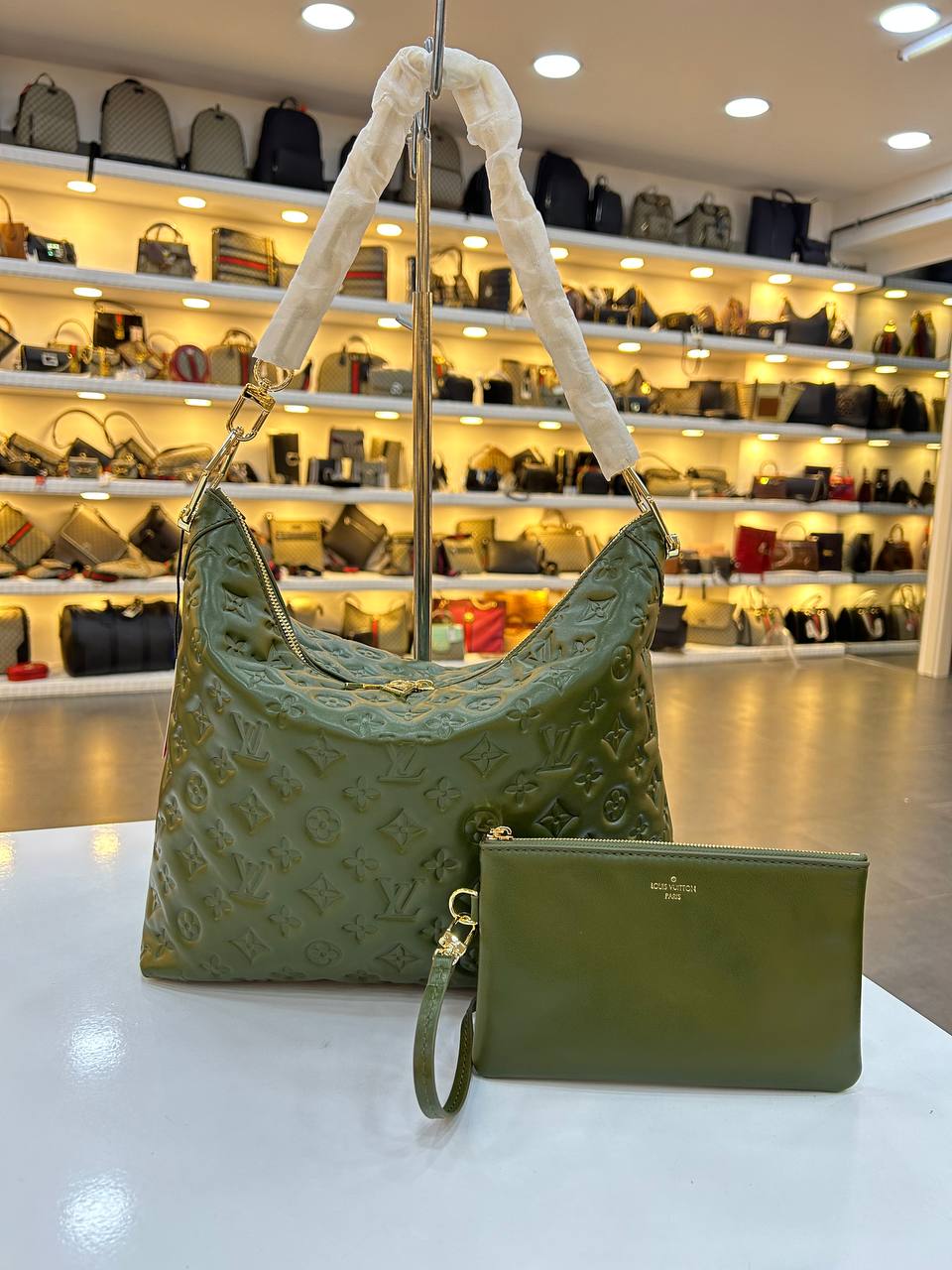LOUIS VUITTON COUSSIN HOBO
