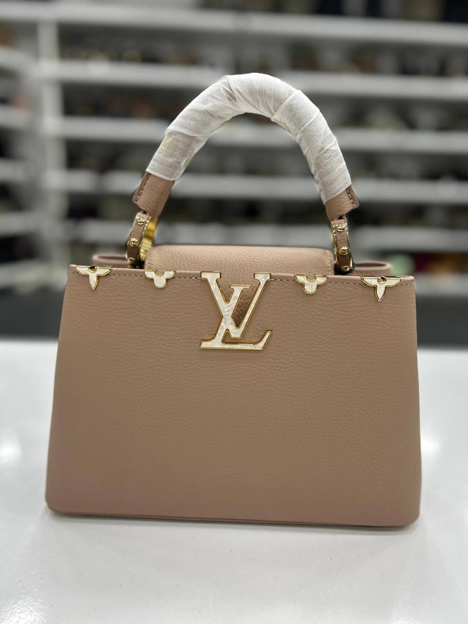 LOUIS VUITTON CAPUCINES