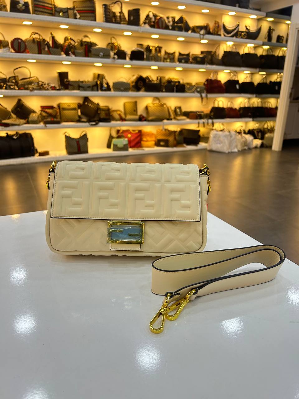 FENDI BAGUETTE