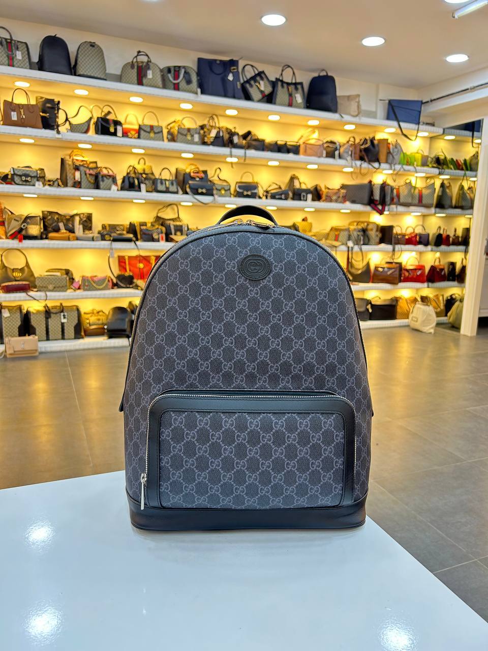 GUCCI BACKBAG