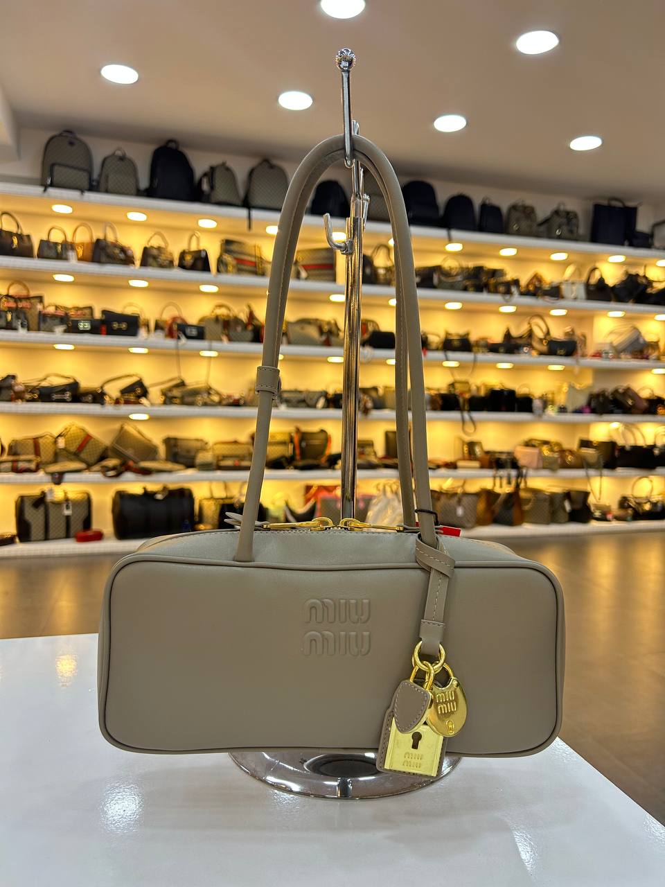 MIUMIU BEAU