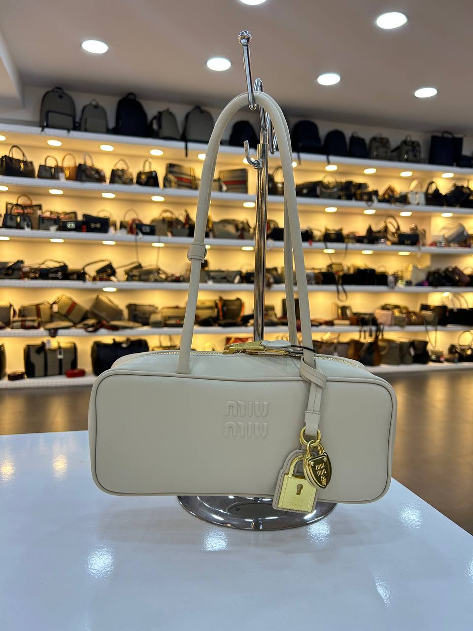 MIUMIU BEAU