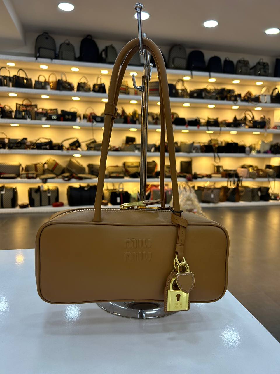 MIUMIU BEAU