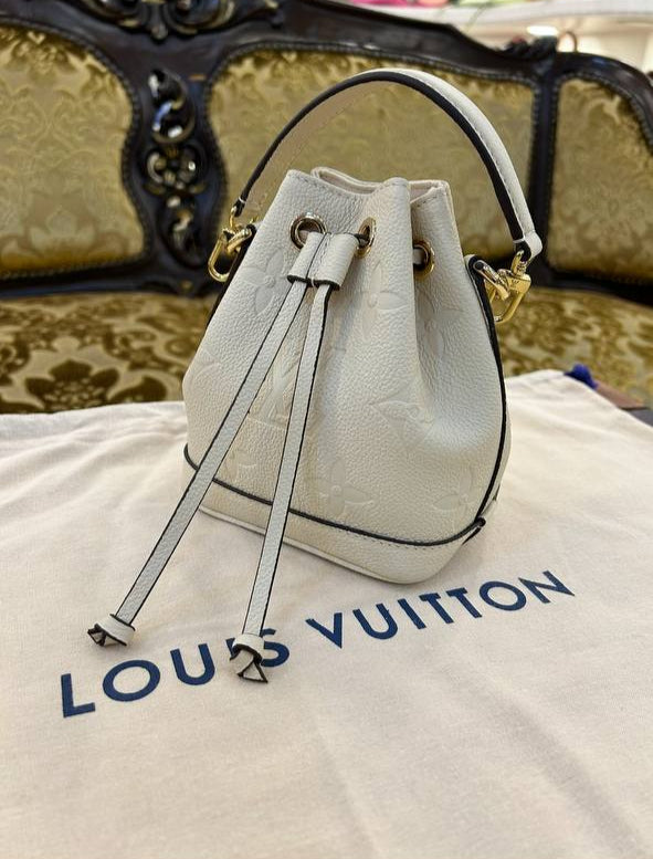 LOUIS VUITTON NEO NANO
