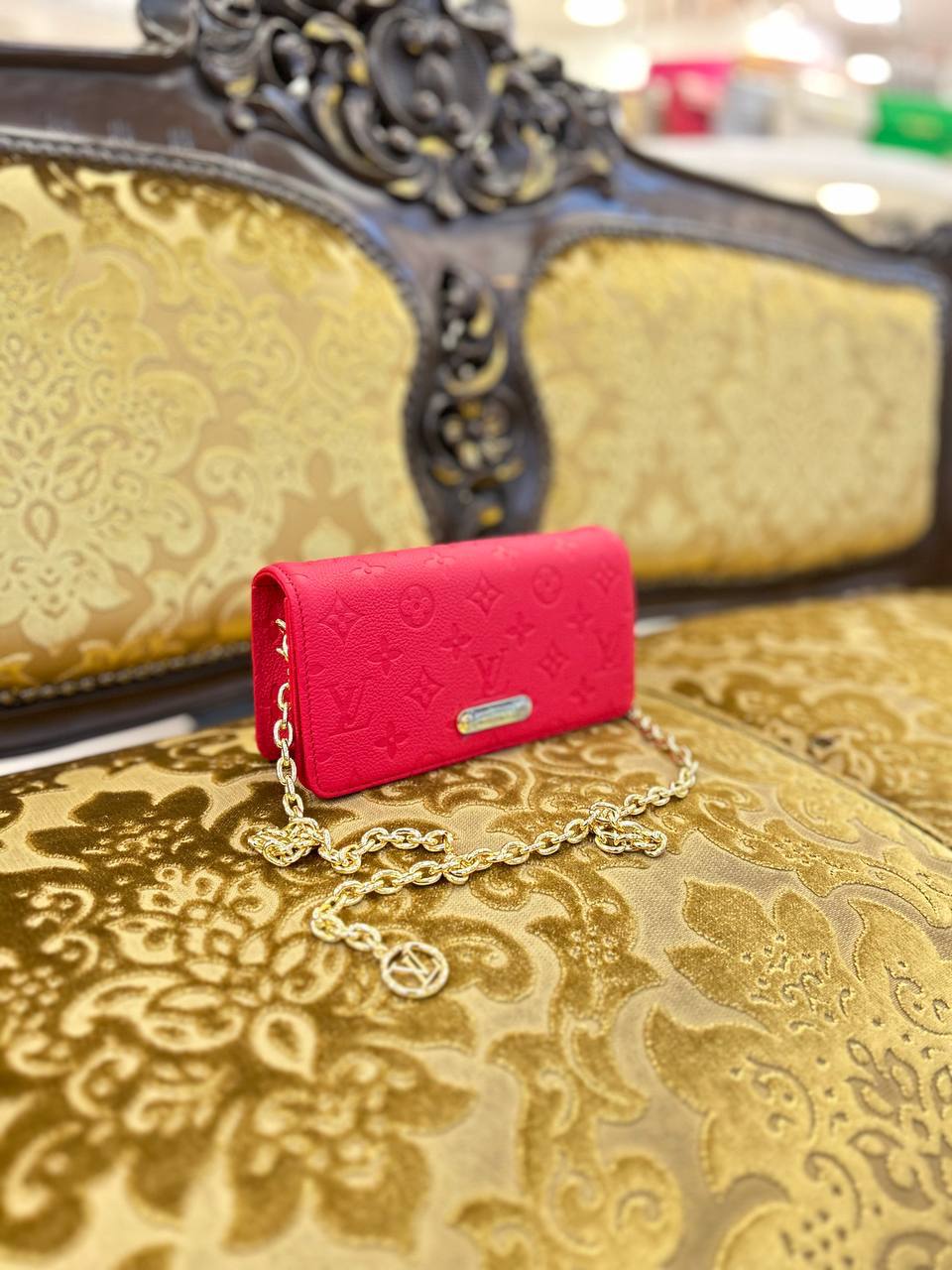 LOUIS VUITTON WALLET LILY