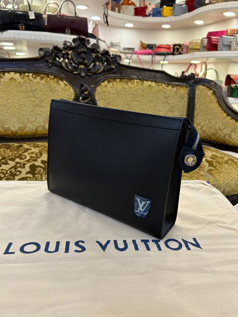 LOUIS VUITTON VOYAGE MM