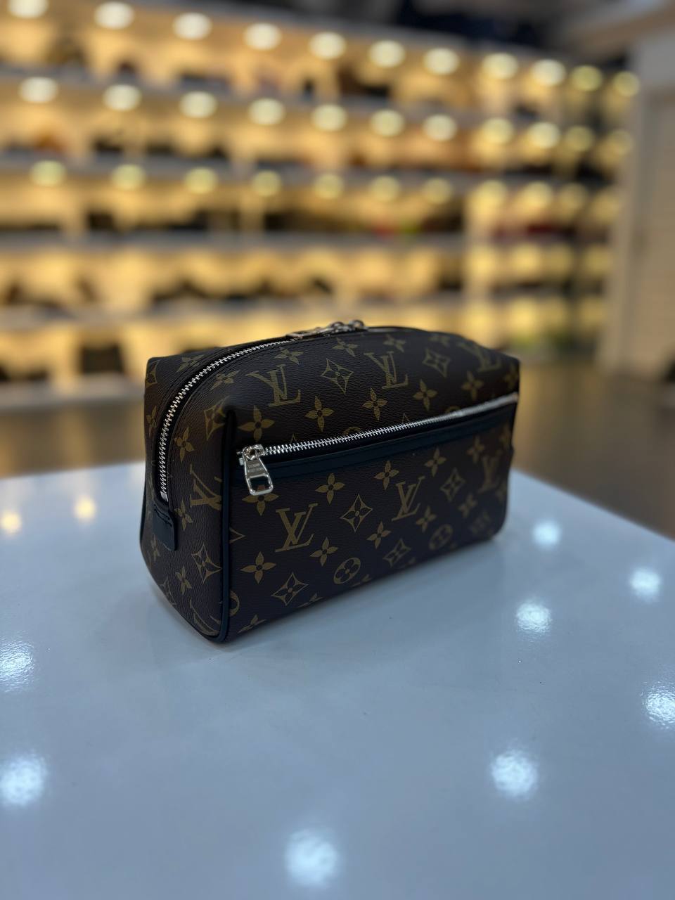 LOUIS VUITTON TOILETRY
