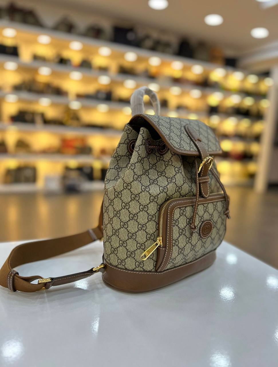 GUCCI BACKBAG
