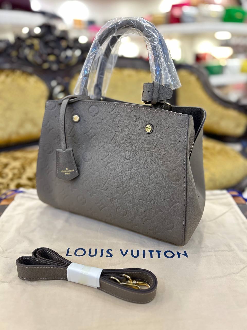 LOUIS VUITTON MONTAIGNE