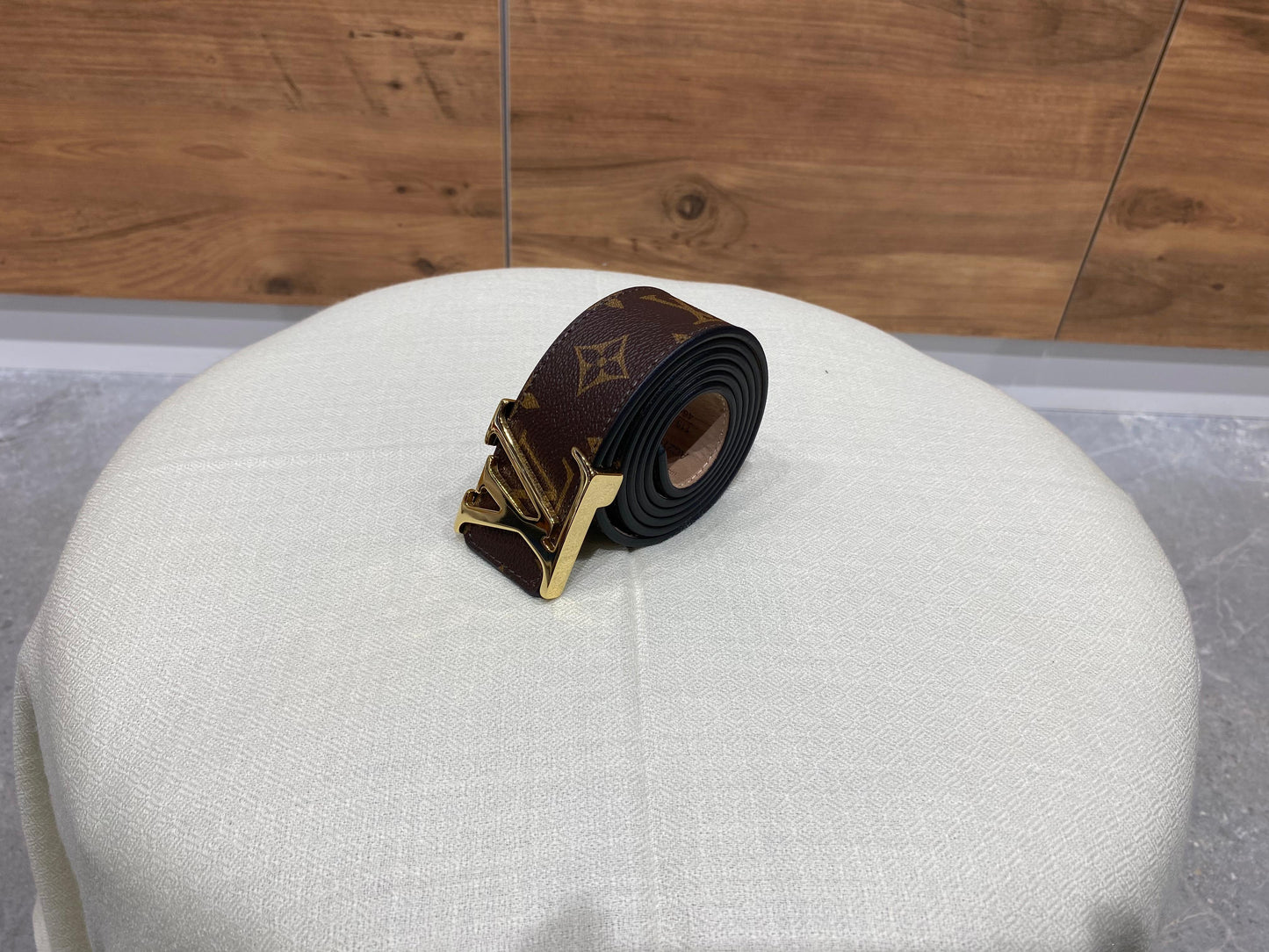 [Z] LOUIS VUITTON BELT