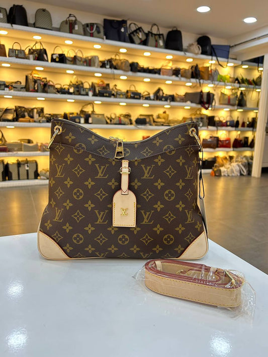 LOUIS VUITTON ODEON BİG SIZE