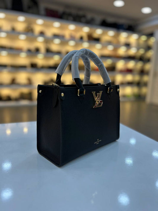 LOUIS VUITTON LOCK GO