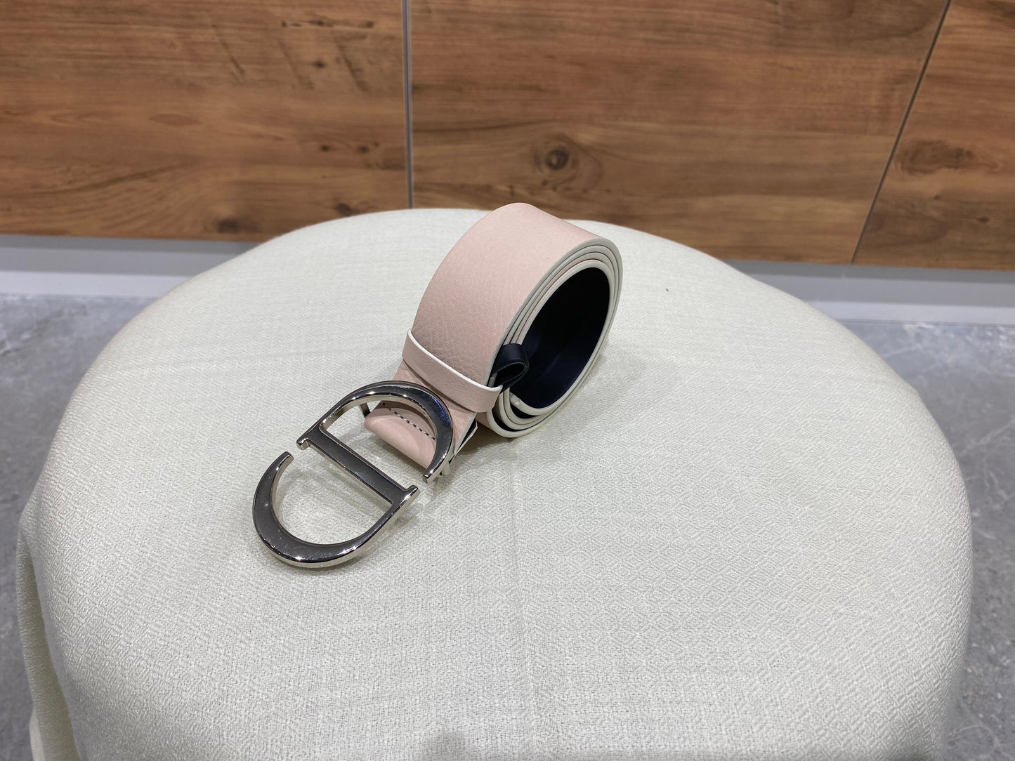 [Z] CHRISTION DIOR