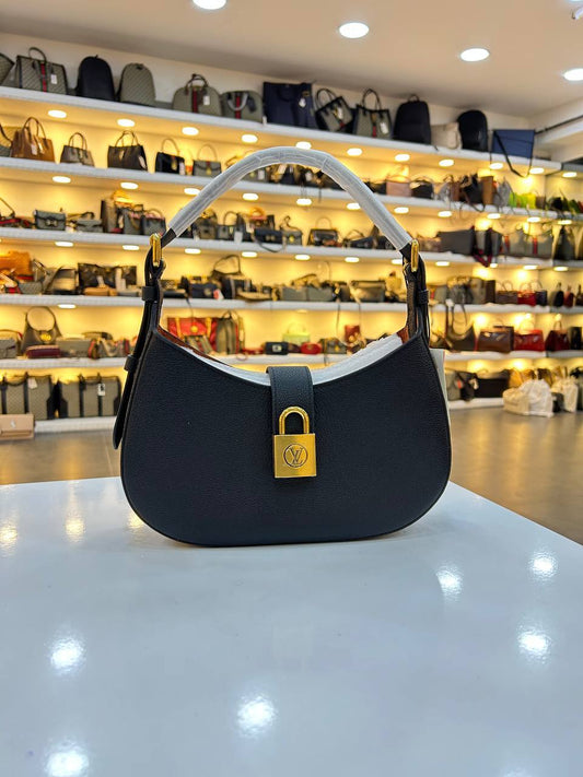 LOUIS VUITTON LOW KEY