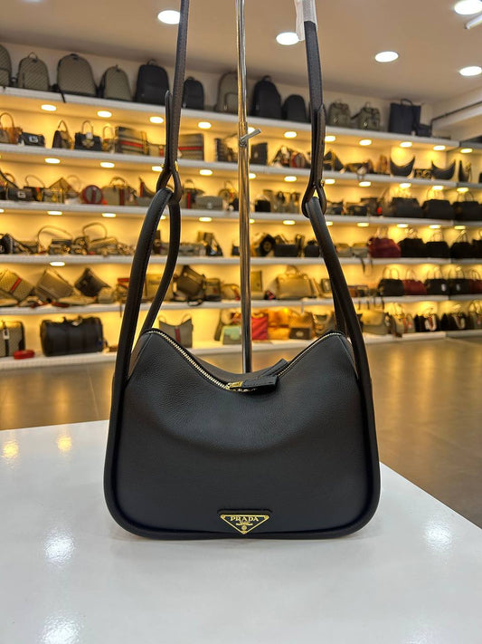 PRADA DARLING