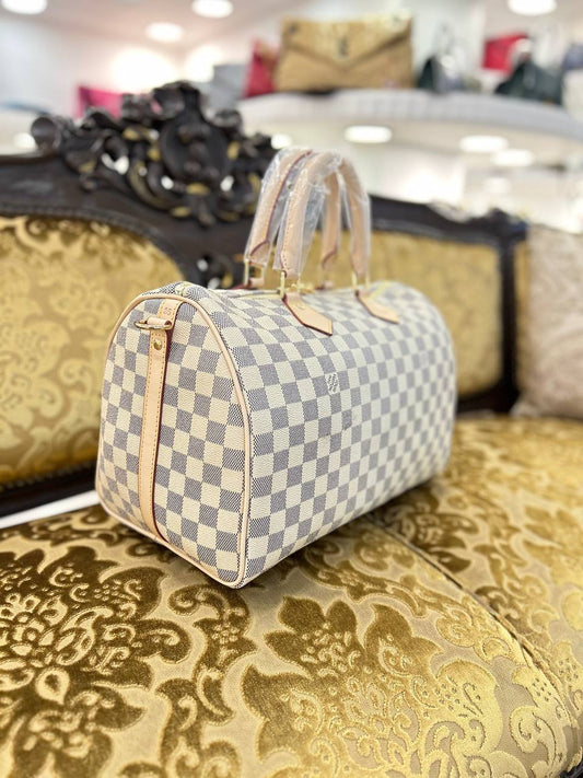 LOUIS VUITTON SPEEDY