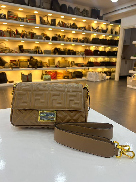 FENDI BAGUETTE