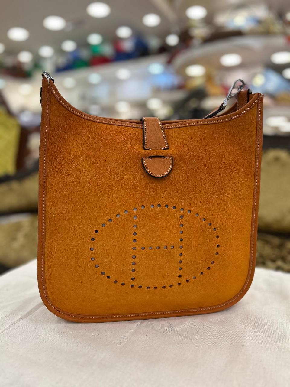 HERMES EVELYNE