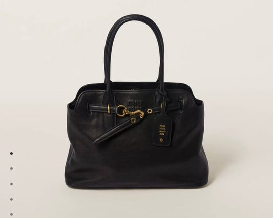 MIUMIU AVENTURE
