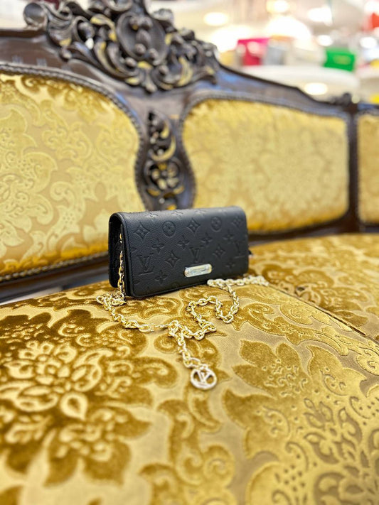 LOUIS VUITTON WALLET LILY