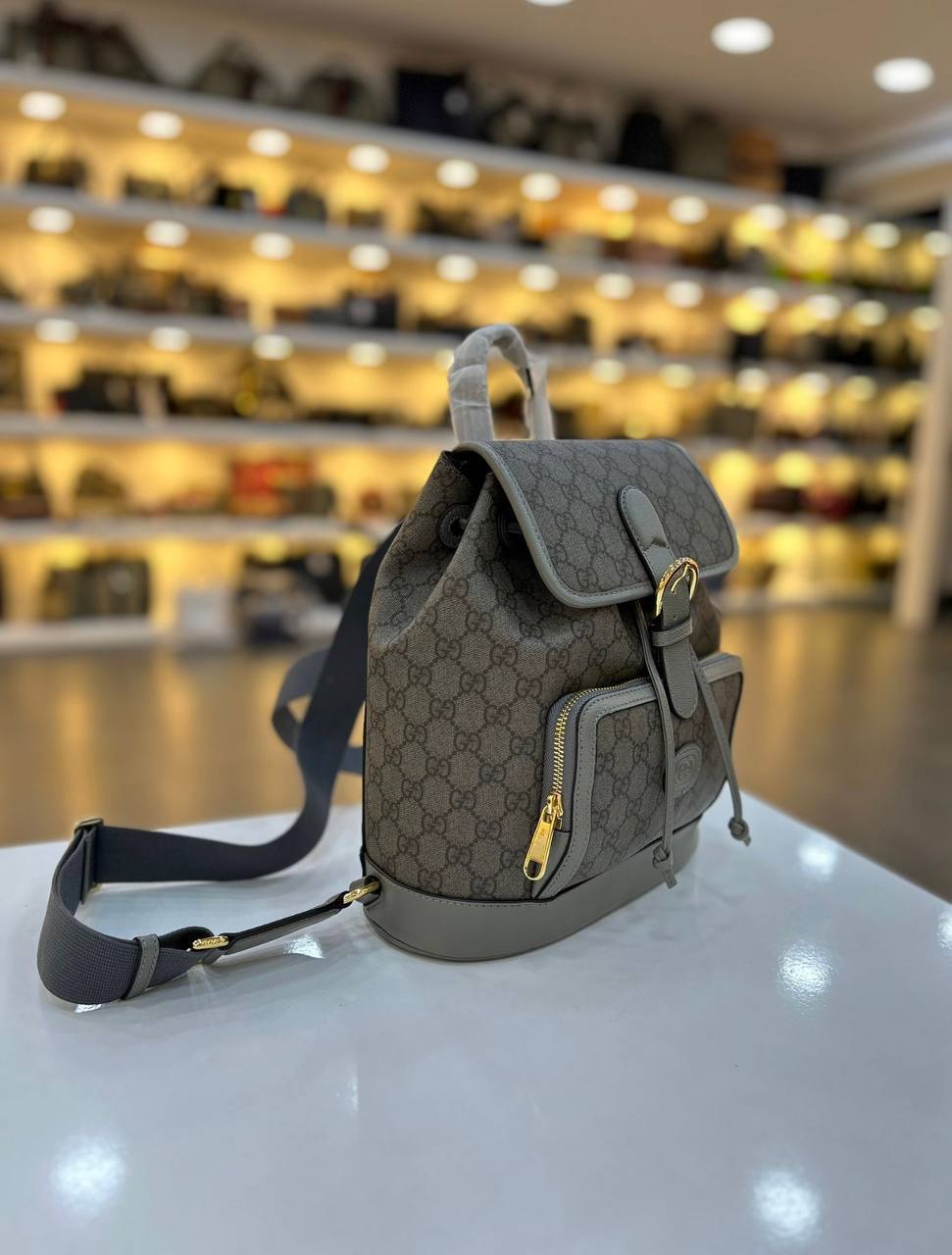 GUCCI BACKBAG